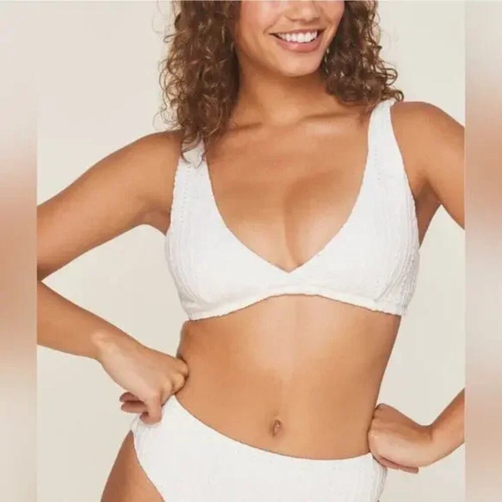 NWT Andie The Belmar Top Twisted V Neck Plunge Bikini Top Removable Cup M Black